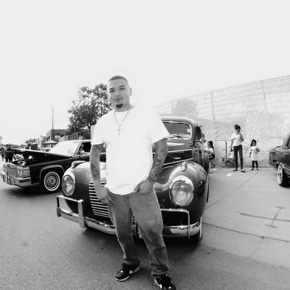 Meet your Posher, Carlos - Picture 1 of 1